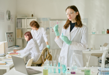 Interdisciplinarité : comment elle transforme les métiers de la recherche scientifique