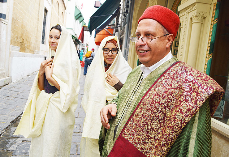 Le tissage du Sefsari un métier, une passion