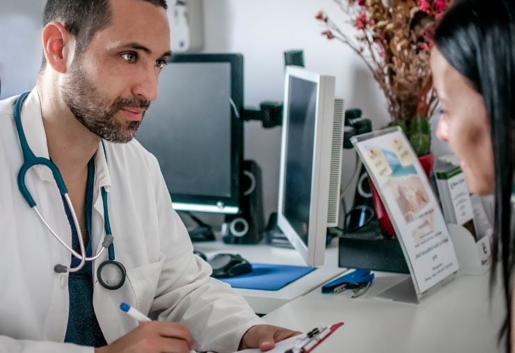 Métiers du médico-social dans les Hautes-Pyrénées : découvrez une vocation