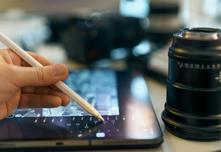 5 métiers qui valorisent un profil artistique : exprime ta créativité !