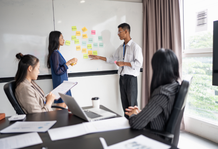 Emploi RH en 2025 : quels métiers résistent à la baisse des recrutements ?